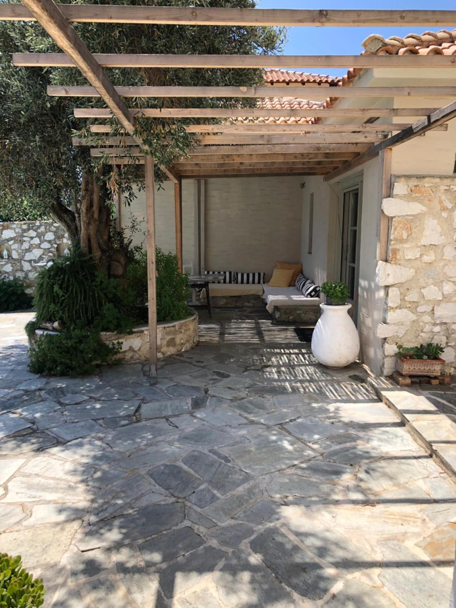 Hikers Studio Trail 5 And 6 Moni Evaggelistrias Exterior photo